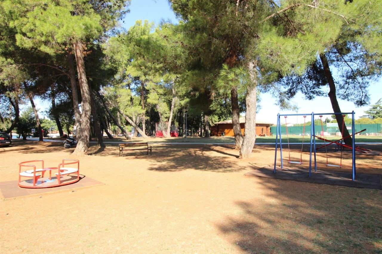 Gianna A4+2 Lägenhet Novigrad Istria Exteriör bild