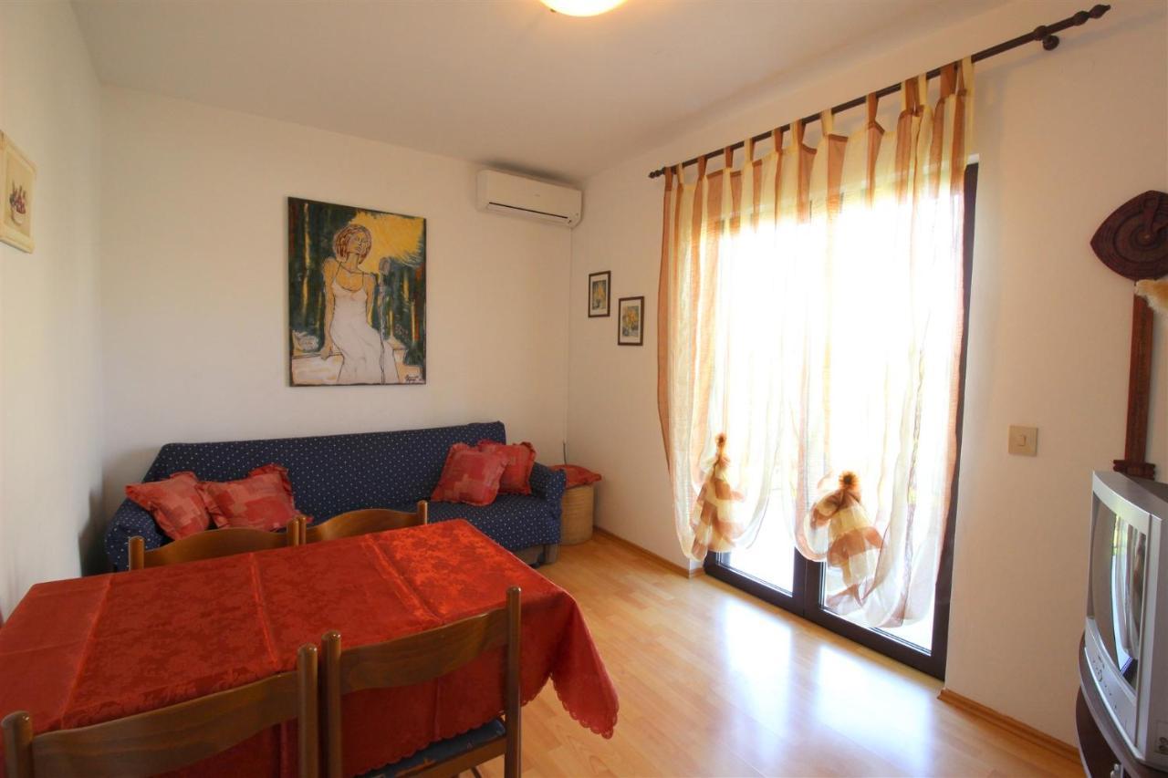 Gianna A4+2 Lägenhet Novigrad Istria Exteriör bild