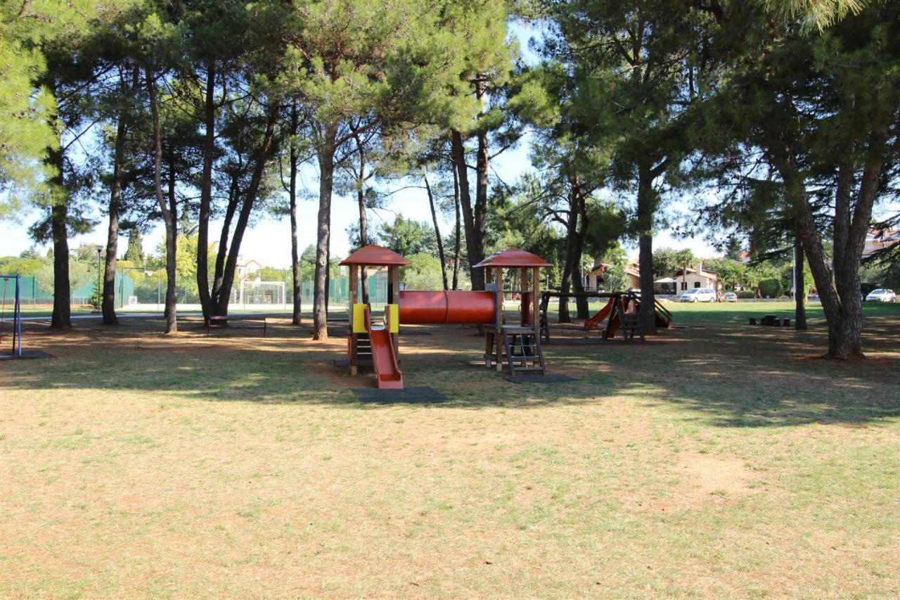 Gianna A4+2 Lägenhet Novigrad Istria Exteriör bild